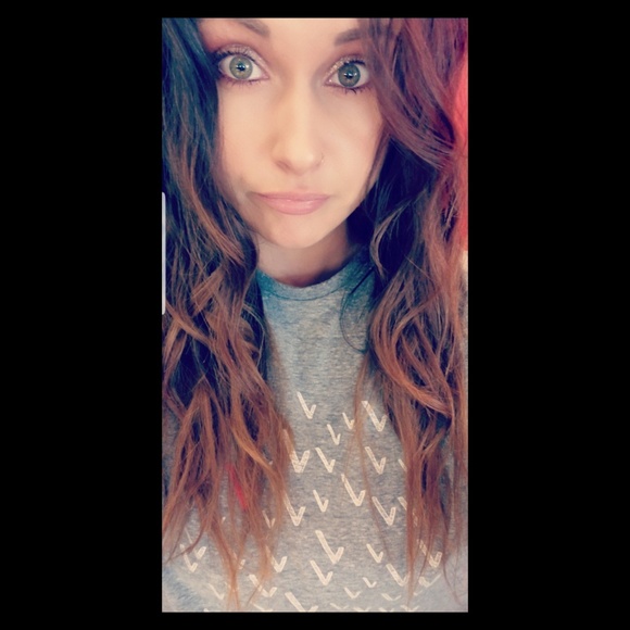 Meet your Posher, Kay'ren - Picture 5 of 7